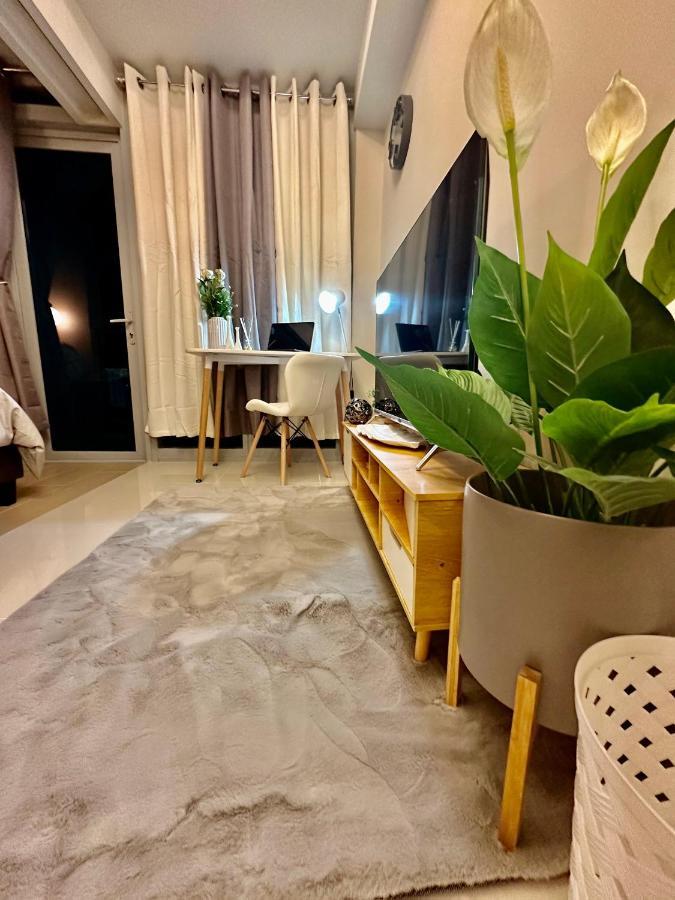 Bgc, Uptown Parksuites Tower 2 Тагиг Экстерьер фото